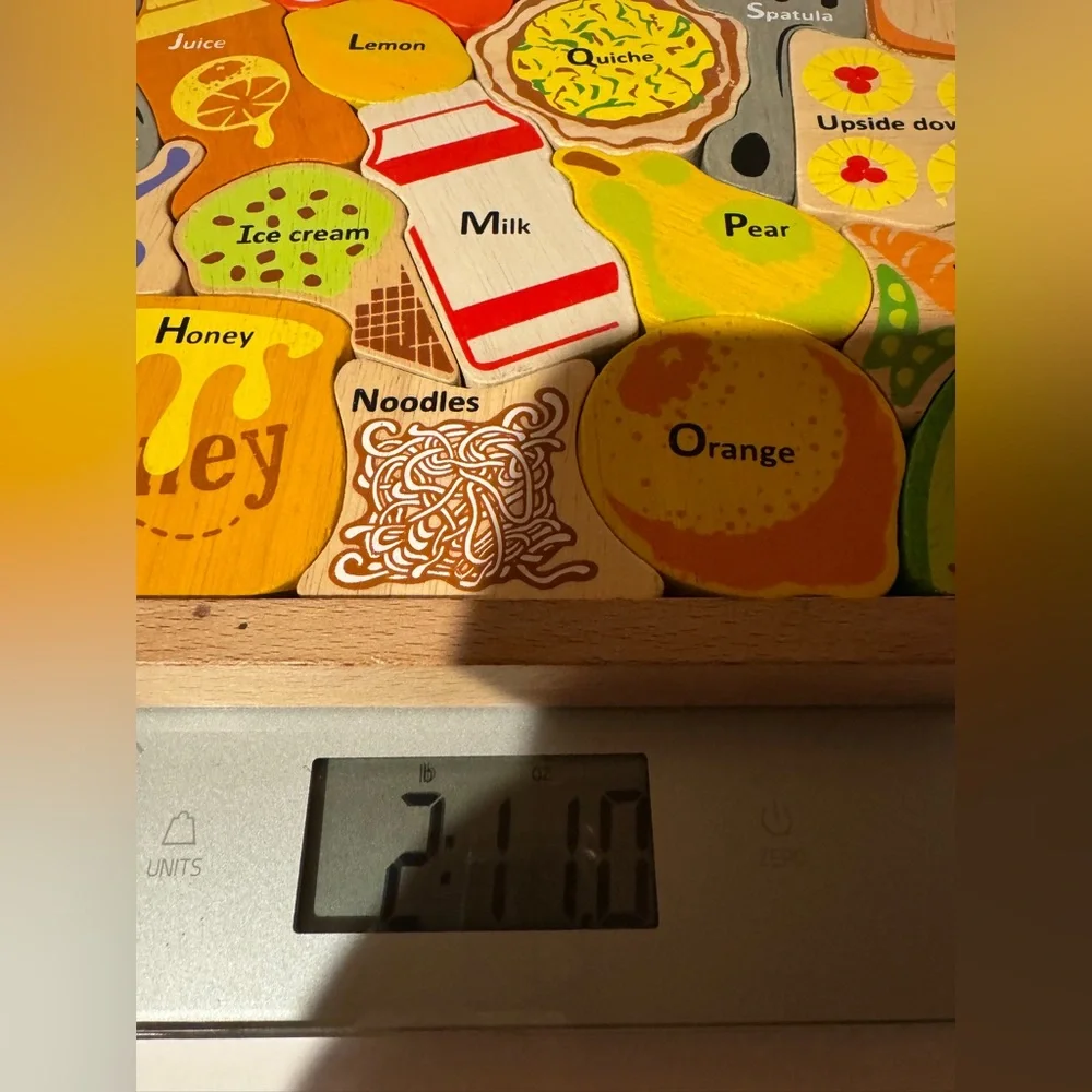 BeginAgain Alphabites wooden A-Z Food Puzzle & Playset - Picture 7 of 8